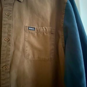 Men’s RVCA long sleeve shirt, size Large